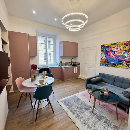 Apartamento A Casa Grandval -