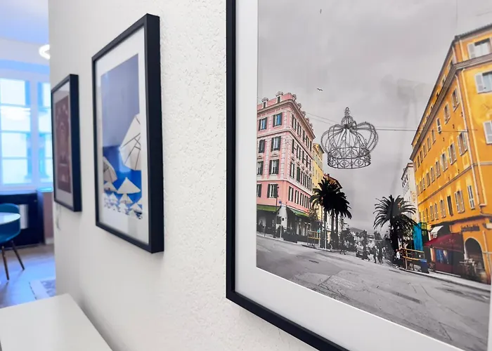 A Casa Grandval - * Ajaccio (Corsica)